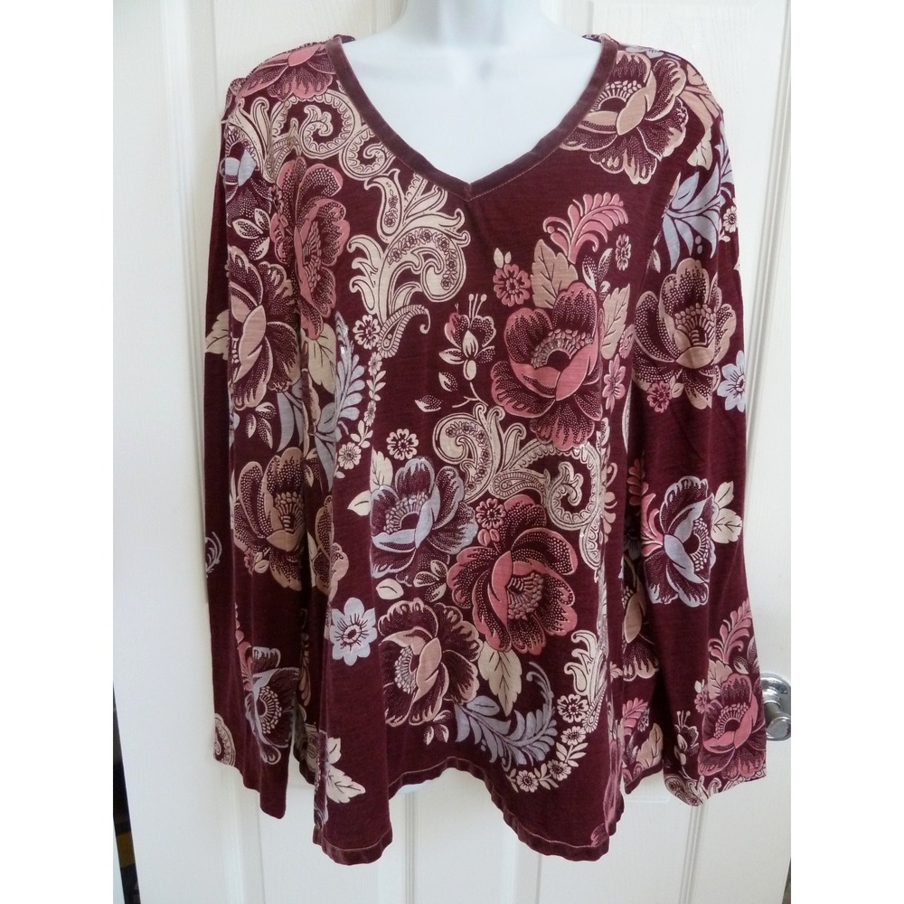 ZENERGY BY CHICO'S Sz 3=XL V-Neck Floral Long Sleeve Beaded Velvet Trim